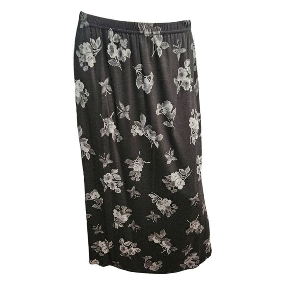 Sag Harbor Dresses & Skirts - Sag Harbor Black Maxi Skirt Size Small Gray Floral